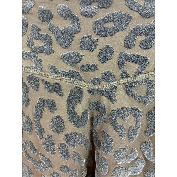 Balance Athletica Panther Lux Leggings in Black Background Size S - Picture 2 of 8